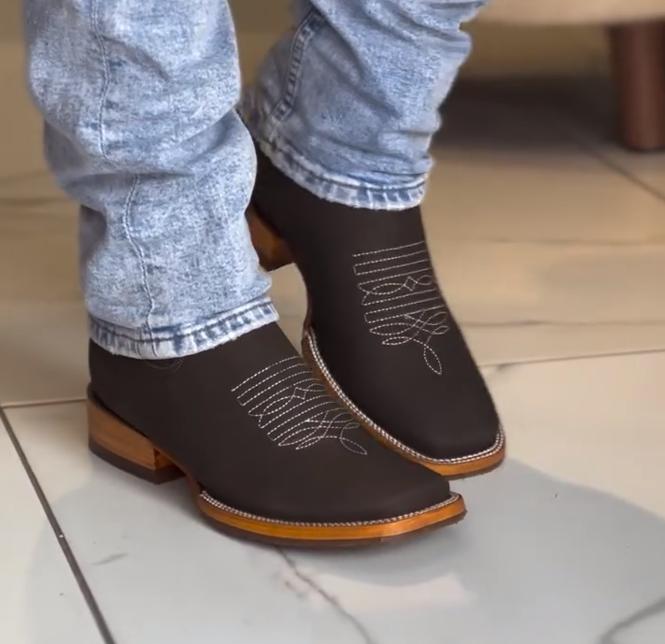 Men's western style ankle boots