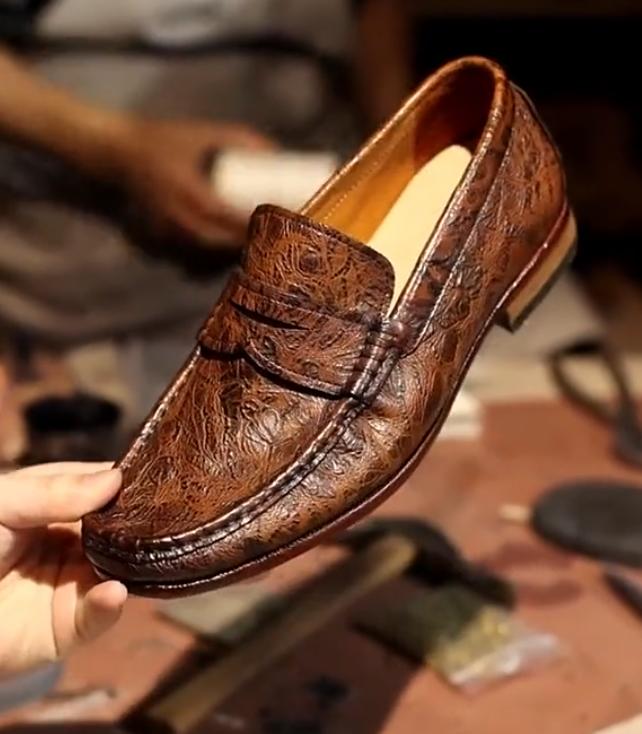 Craft Bison Leather Business Loafers