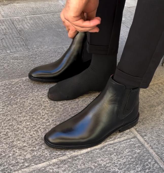 British Modern Chelsea Boots